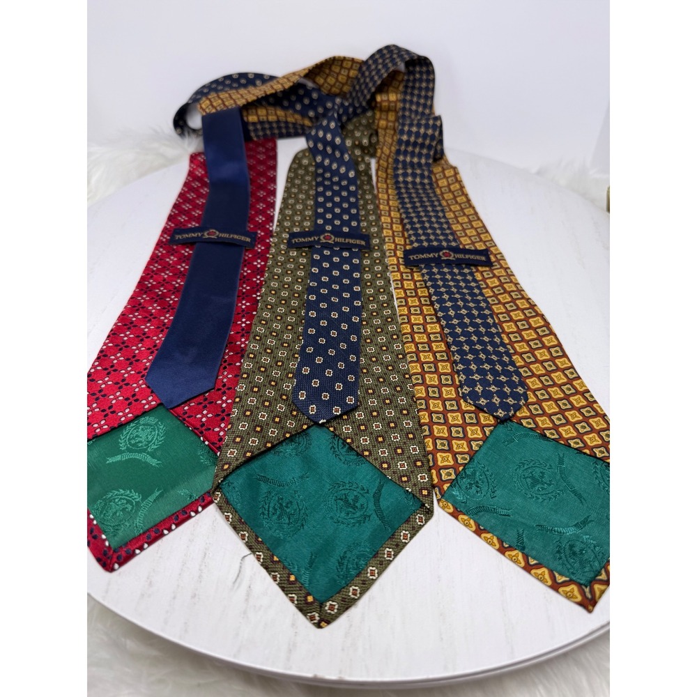 Tommy Hilfiger Mens Tie Lot Silk Blend Neckties Multiple Patterns - Picture 12 of 16